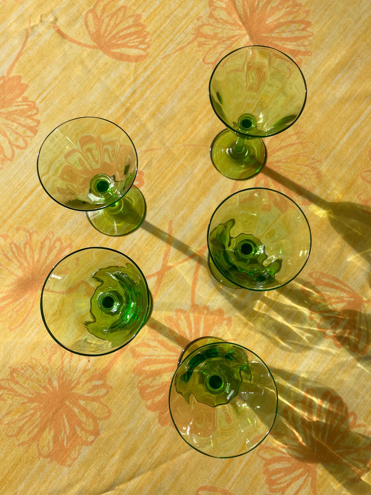 5 Verres à porto verts