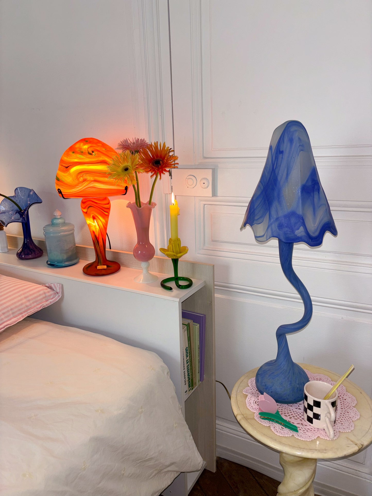 Lampe champignon bleue tourbillon