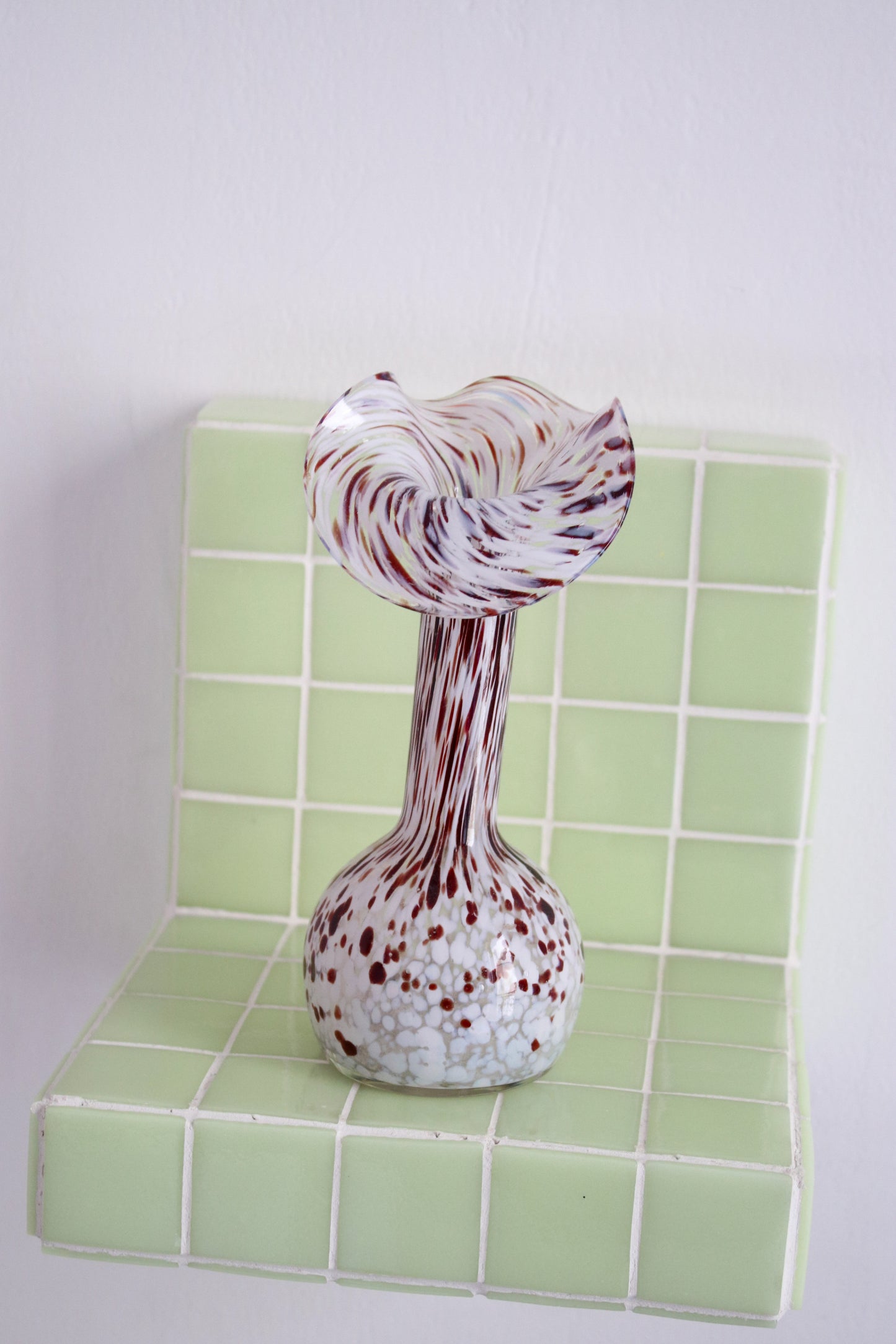Vase de Clichy marron et blanc