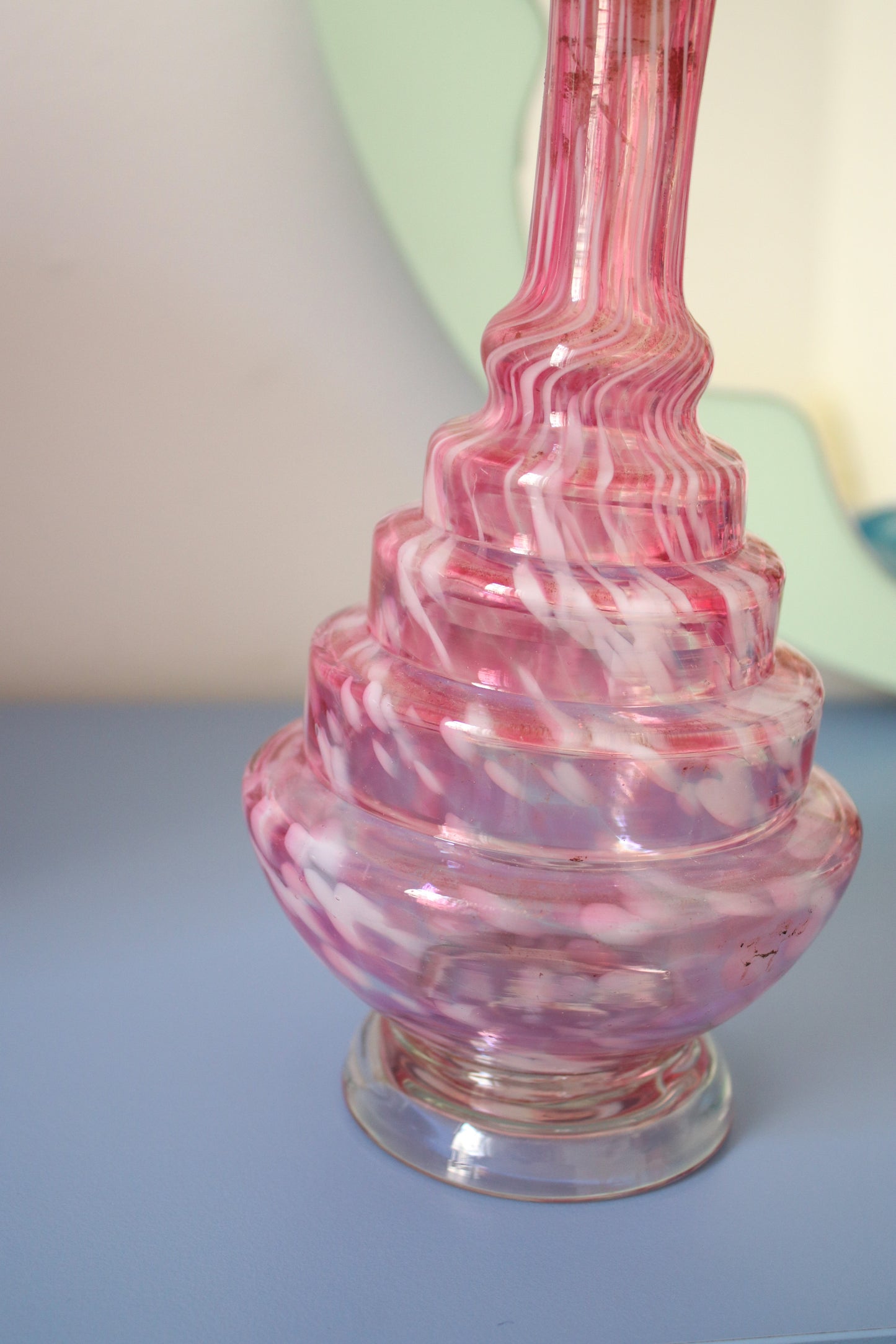 Vase de Clichy moucheté rose et blanc
