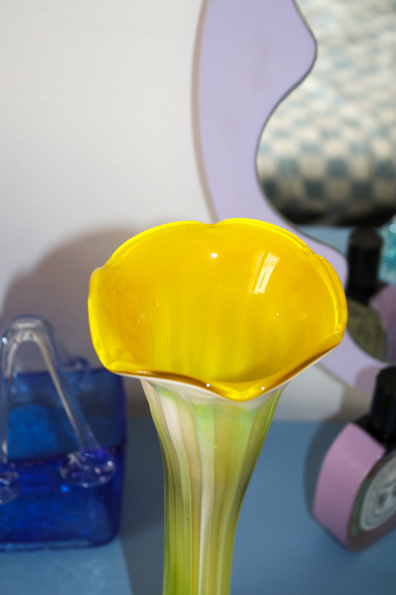 Vase fleur jaune