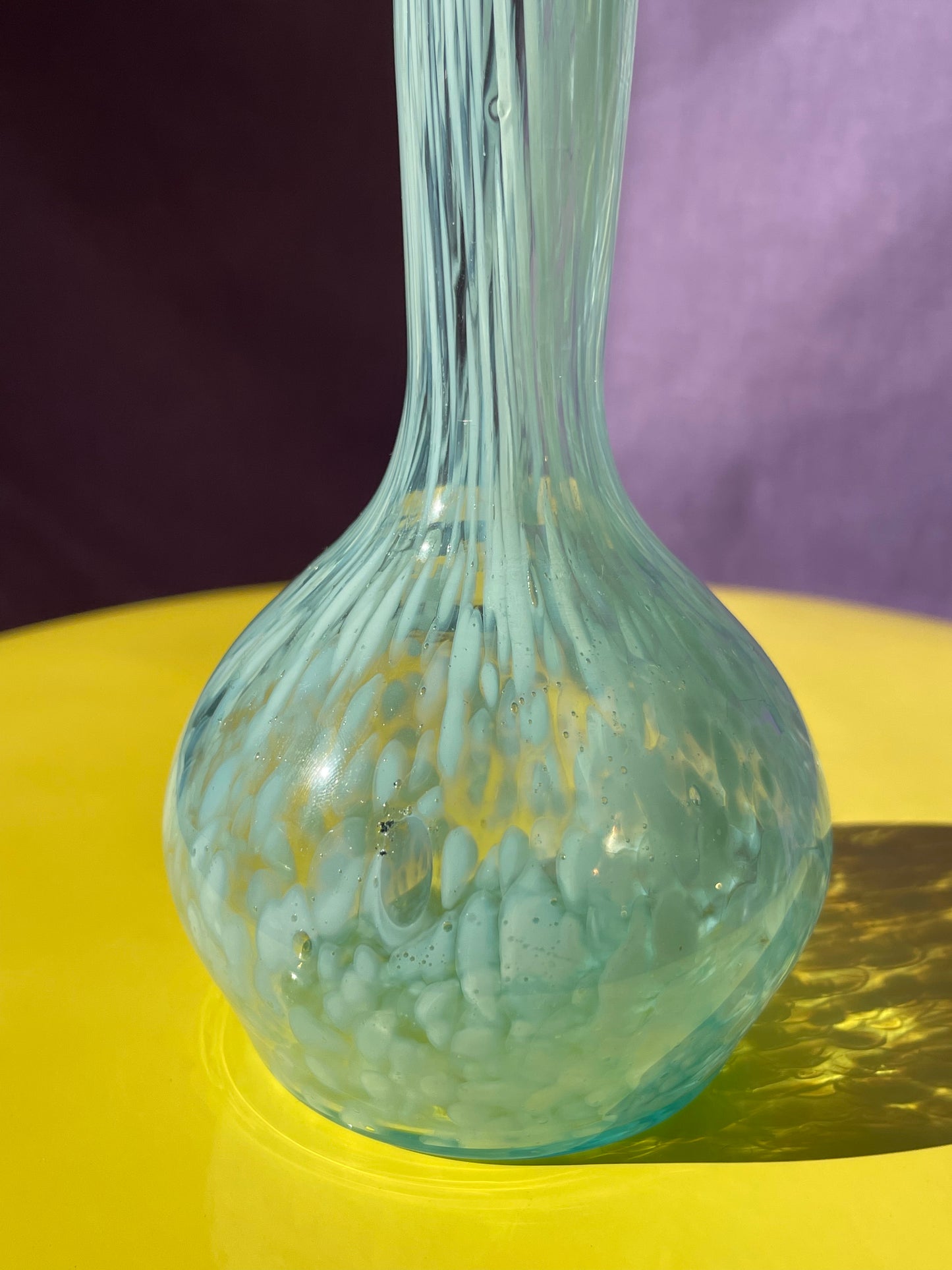 Vase de Clichy moucheté bleu